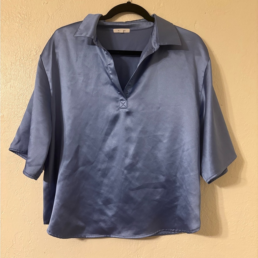Pleione women’s Casual Blue Satin Shirt Size: L